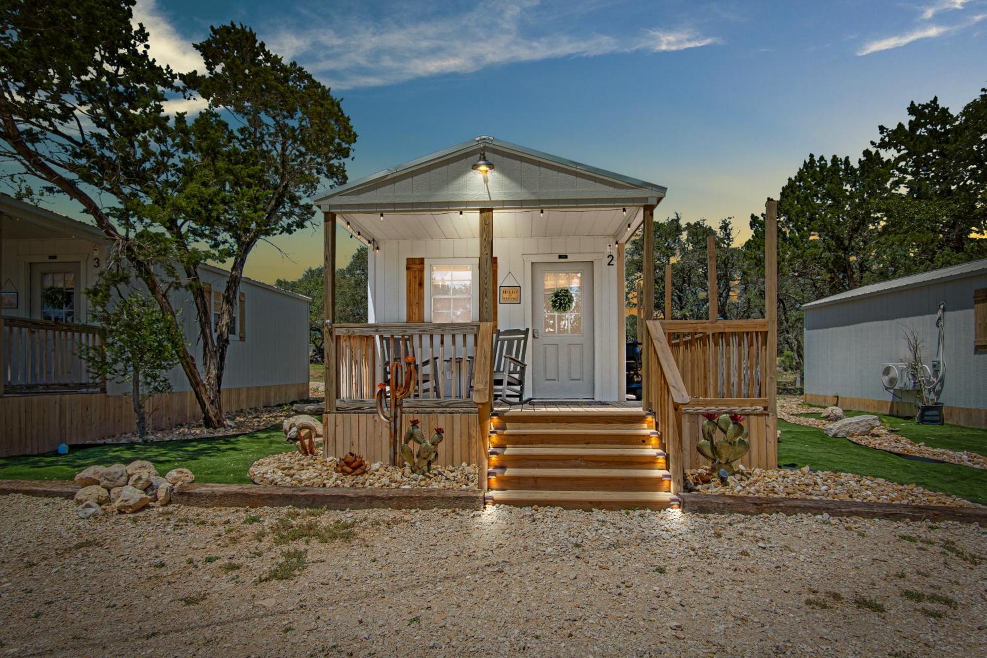 Lucky Star Ranch - Stargazer Hotel Tarpley Eksteriør billede