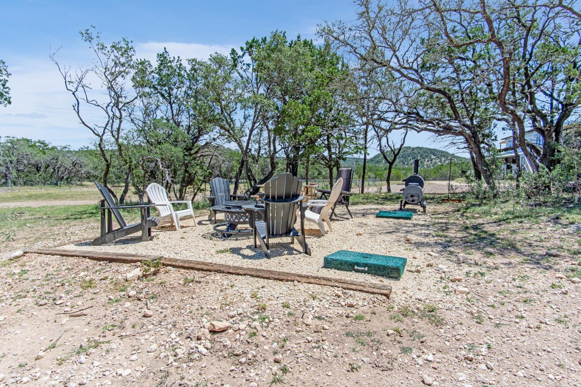Lucky Star Ranch - Stargazer Hotel Tarpley Eksteriør billede